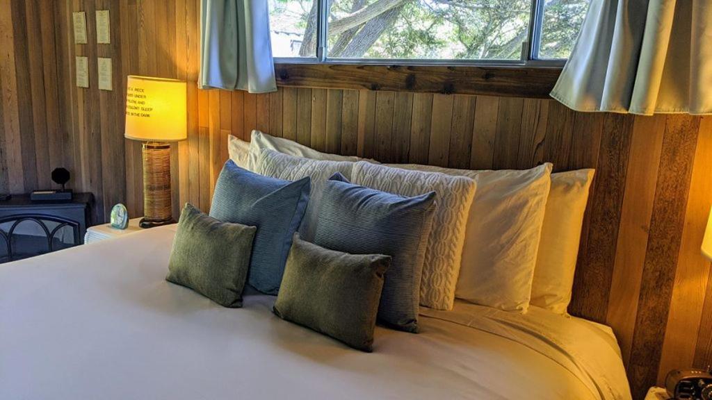 The Andiron Seaside Inn & Cabins Little River Extérieur photo